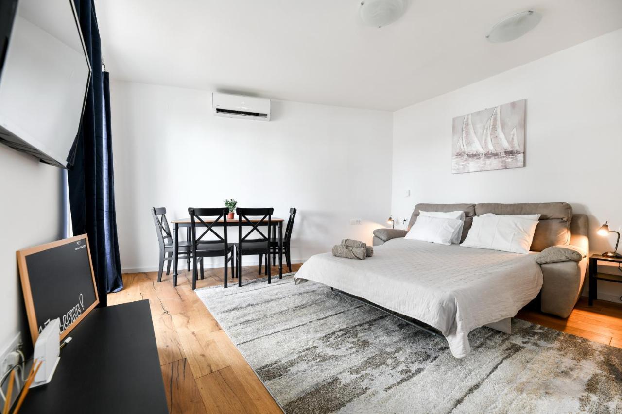 Apartment Canada ซาดาร์ ภายนอก รูปภาพ