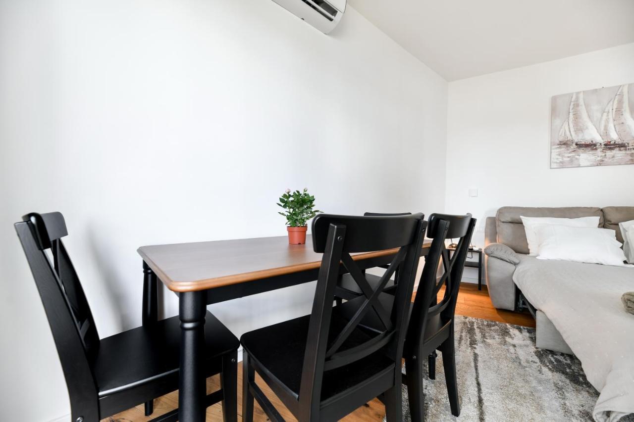Apartment Canada ซาดาร์ ภายนอก รูปภาพ